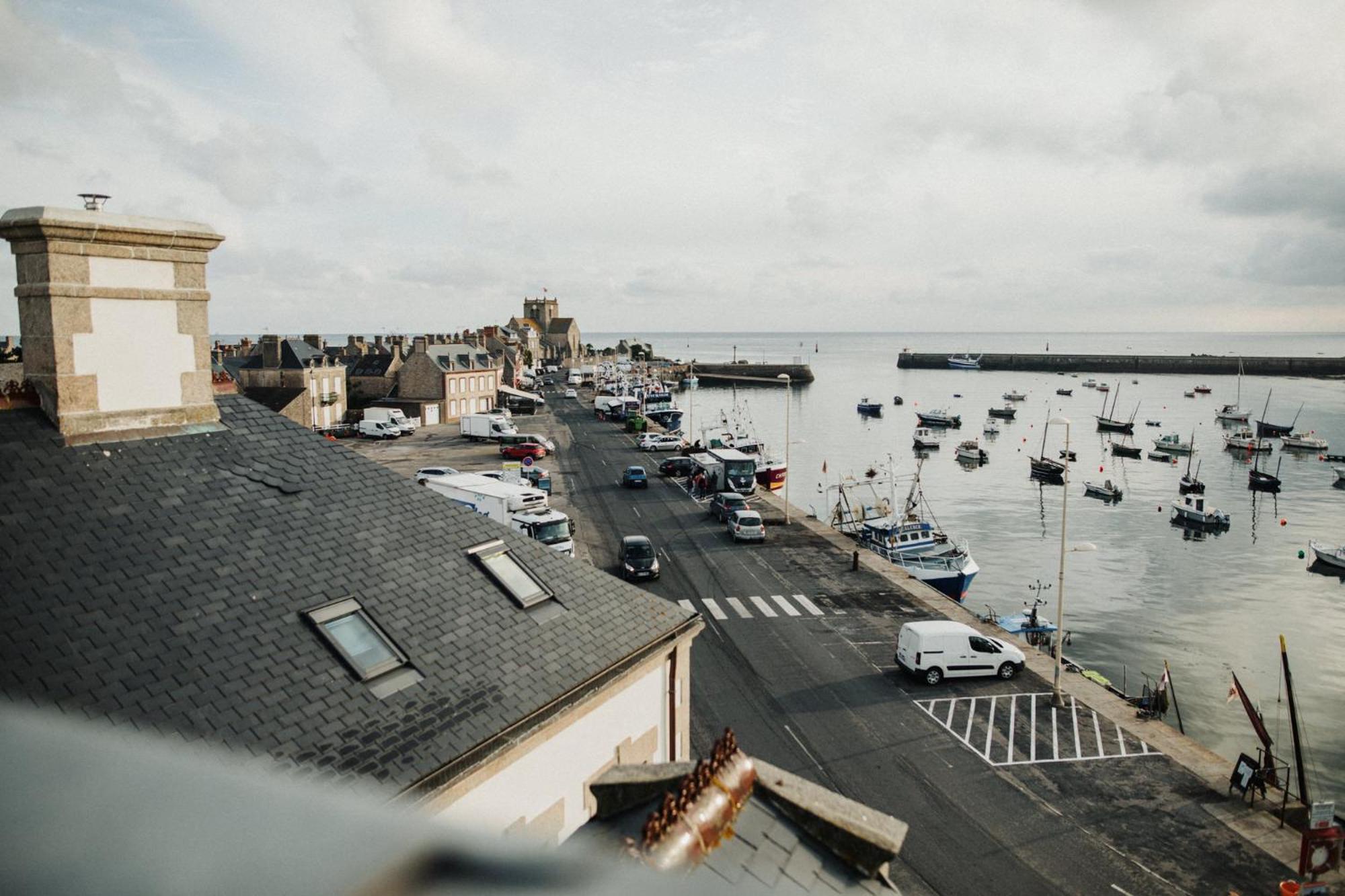 Le Mora Hotes Barfleur Exterior foto