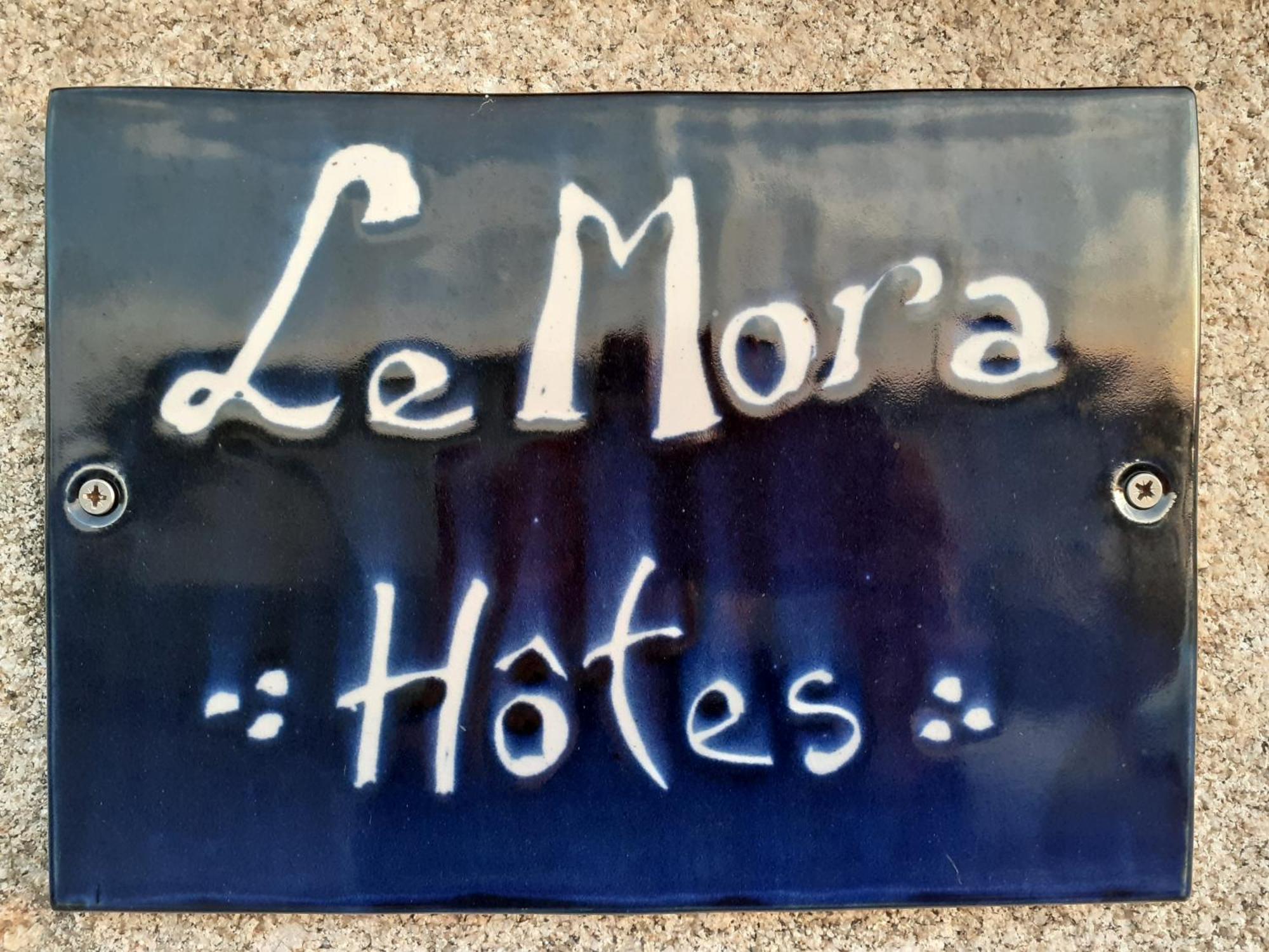 Le Mora Hotes Barfleur Exterior foto